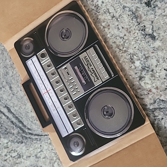 Jeremy Scott MAC Pallet, Discontinued & Sold Out, New in Box - Picture 4 of 15